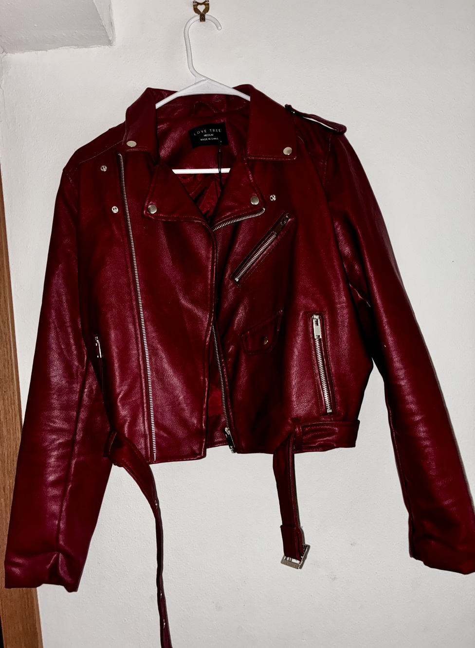 Love Tree Women's Red Moto Biker Jacket Size M Faux Leather Belted Zip Pockets